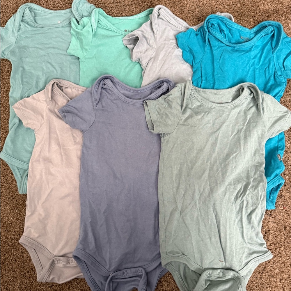 Kyte Baby short sleeve bodysuit bundle